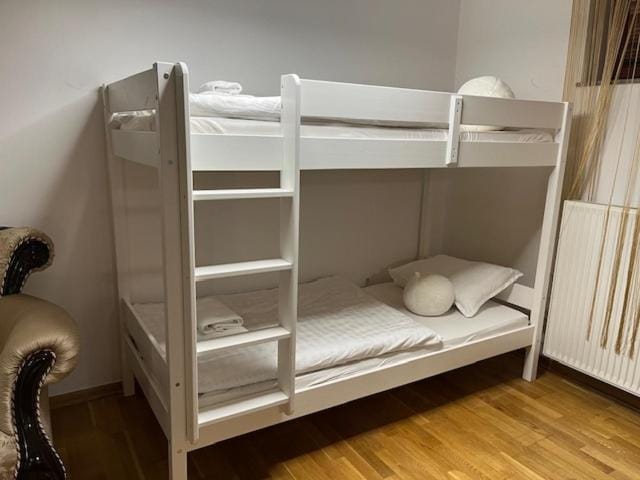 bunk bed