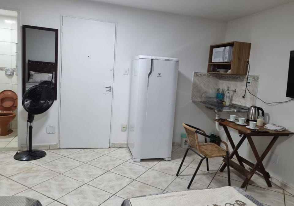 Dining area, minibar