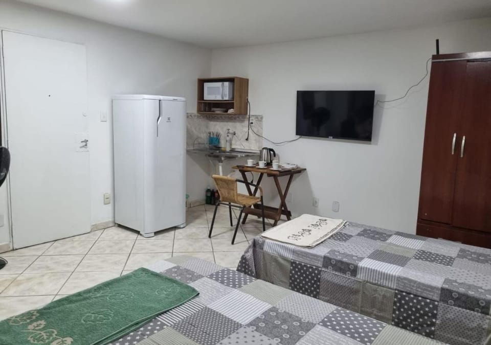Dining area, minibar
