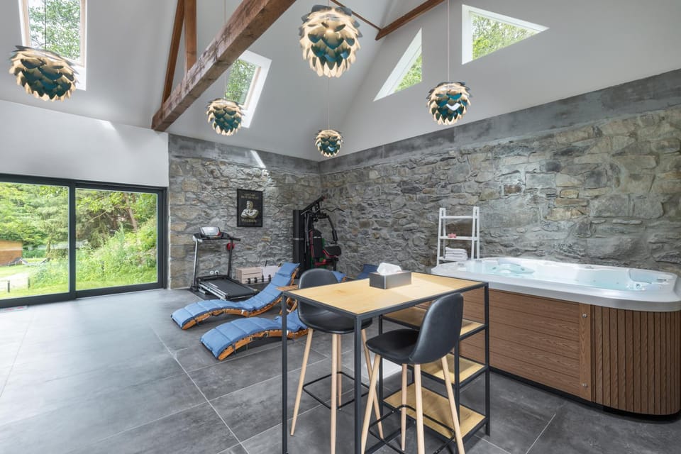 Hot Tub, Spa and wellness centre/facilities, Fitness centre/facilities