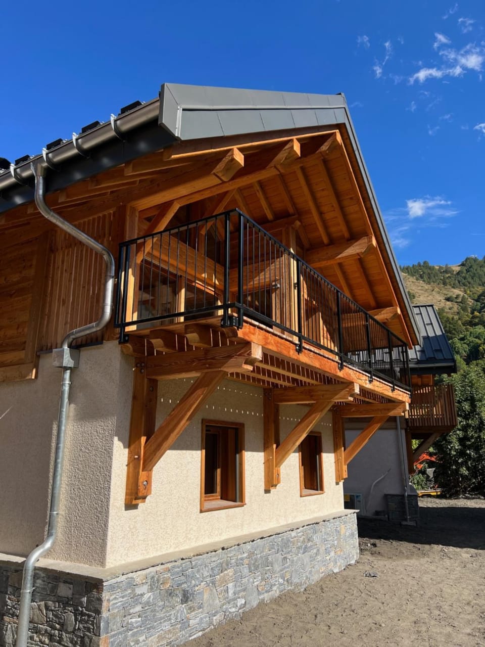 Property building, Day