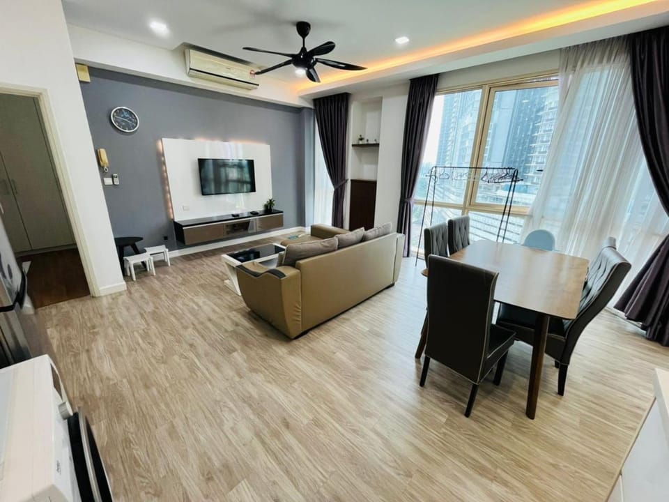 Living room, Dining area