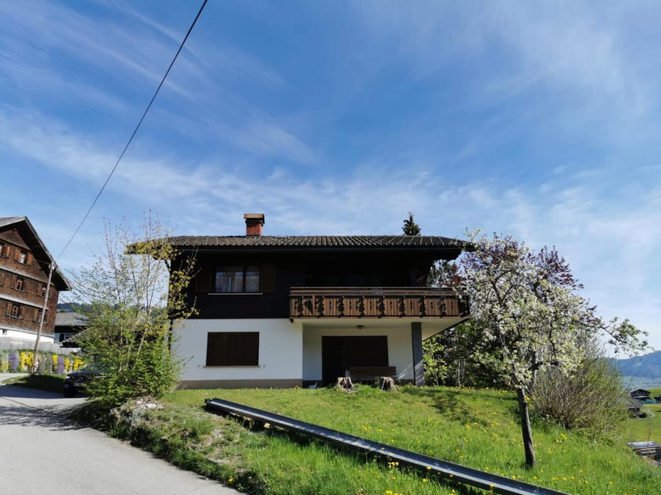 Property building, Spring, Day