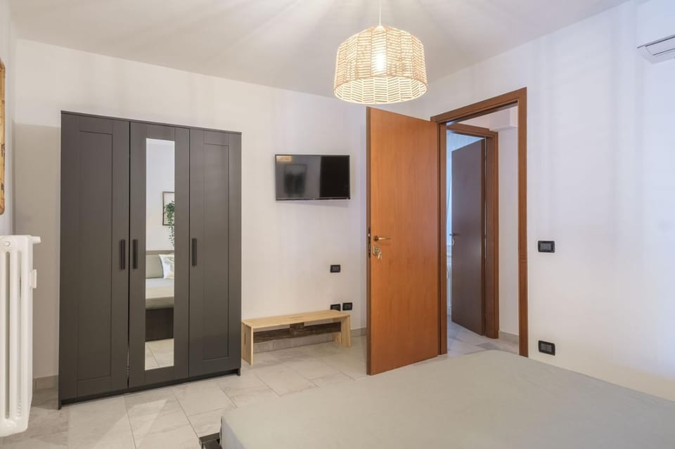 [Style and Comfort in the Heart of the City] Apartment in Bologna