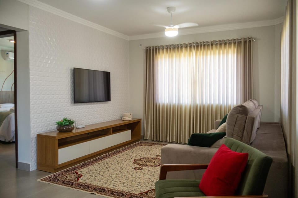 Communal lounge/ TV room, TV and multimedia, Living room, Seating area