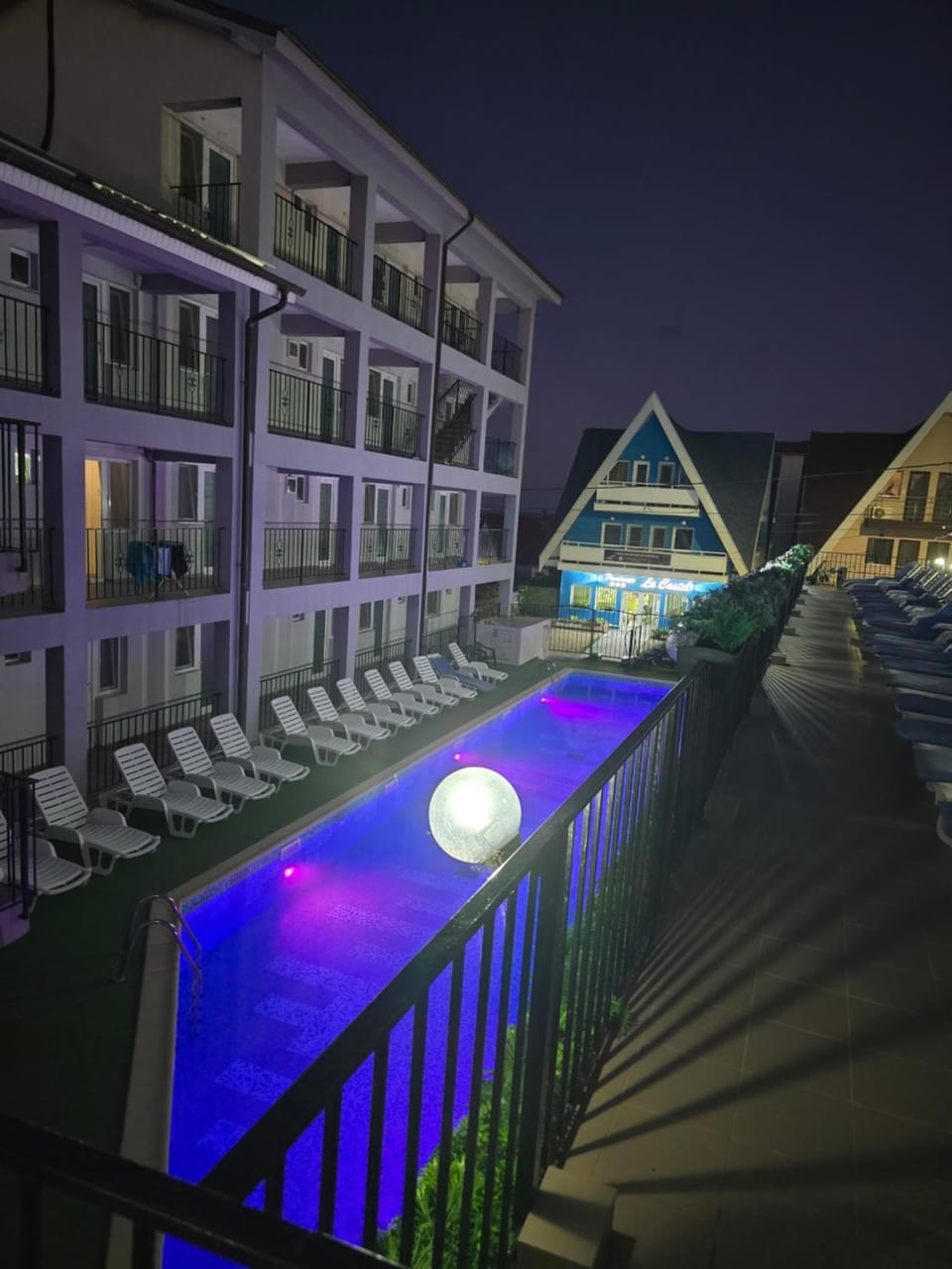 Property building, Pool view
