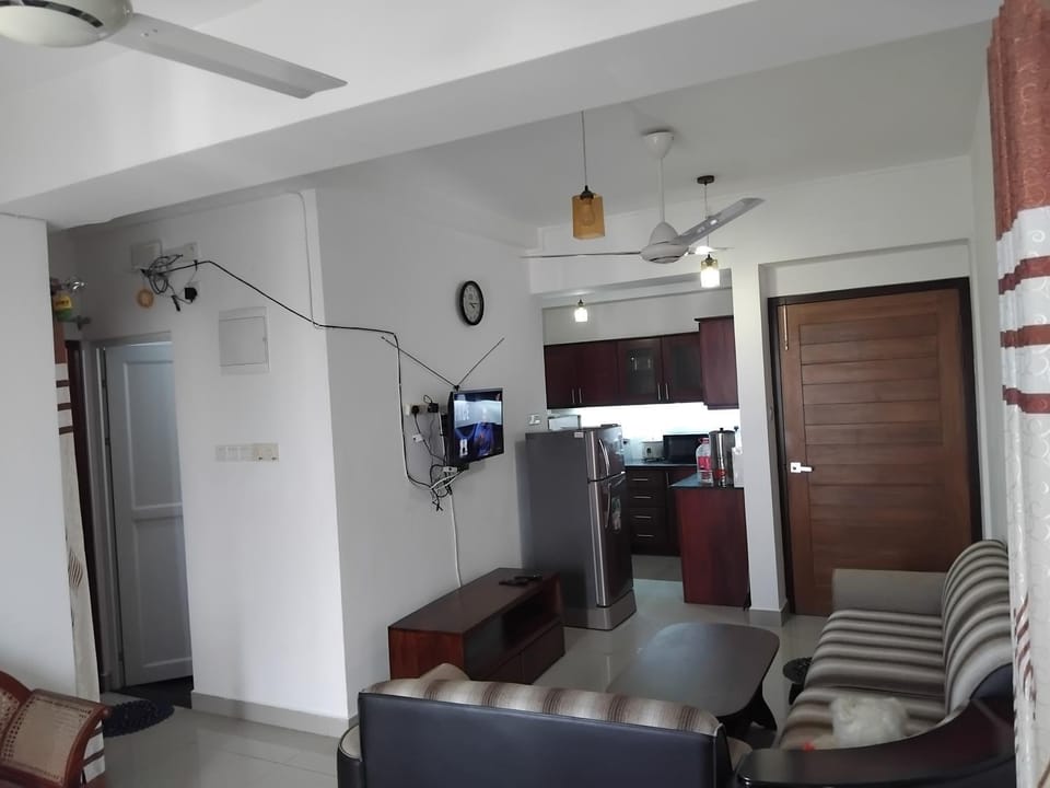 Kitchen or kitchenette, Seating area