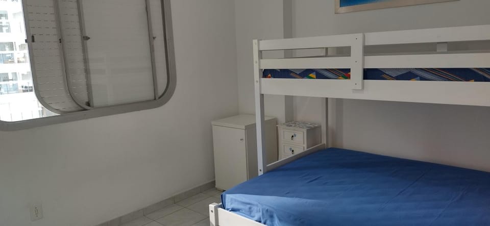 Apto PITANGUEIRAS SACADA-5Min Praia 1 vaga SERV PRAIA-6P Apartment in State of São Paulo