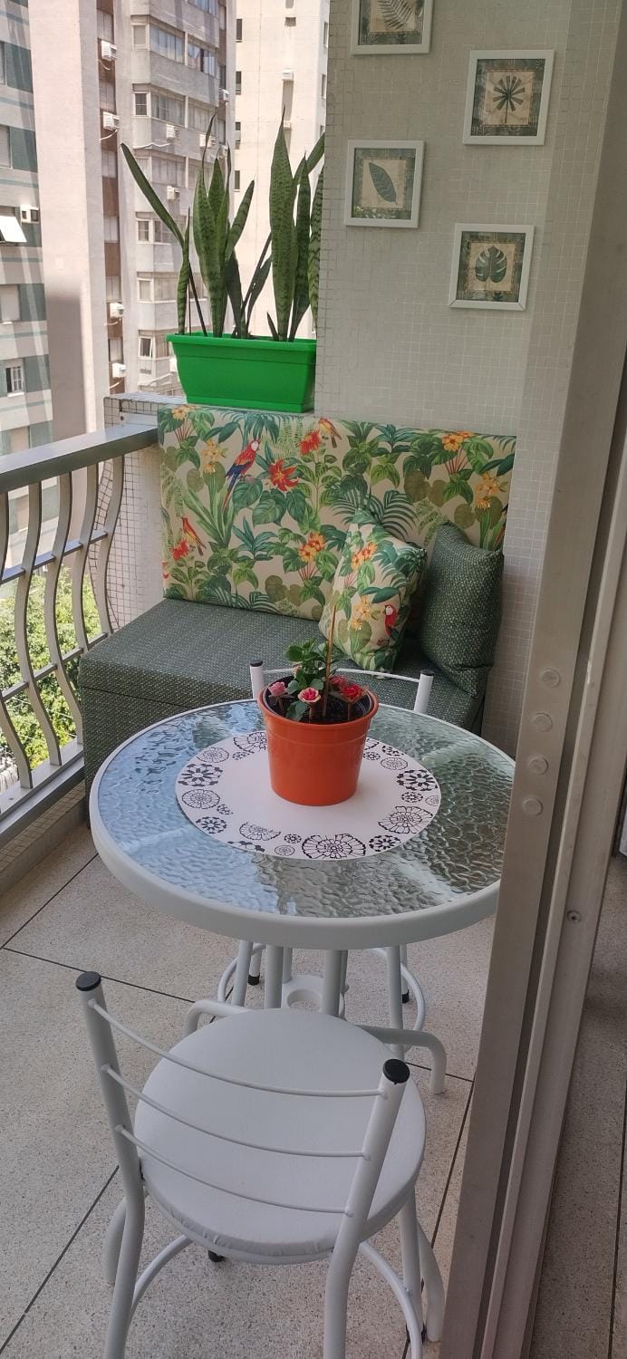 Apto PITANGUEIRAS SACADA-5Min Praia 1 vaga SERV PRAIA-6P Apartment in State of São Paulo