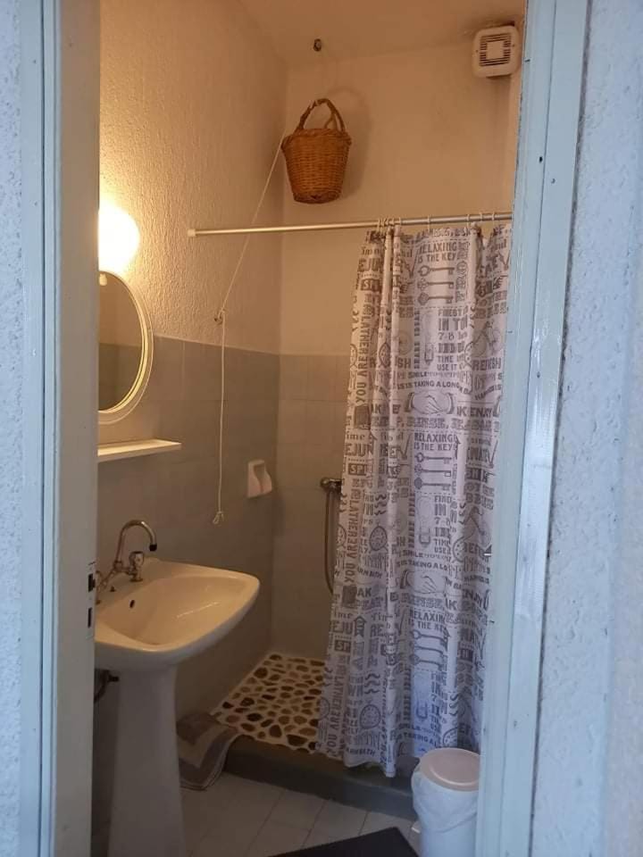 Mantos rooms 1 Apartment hotel in Sporades, Greece