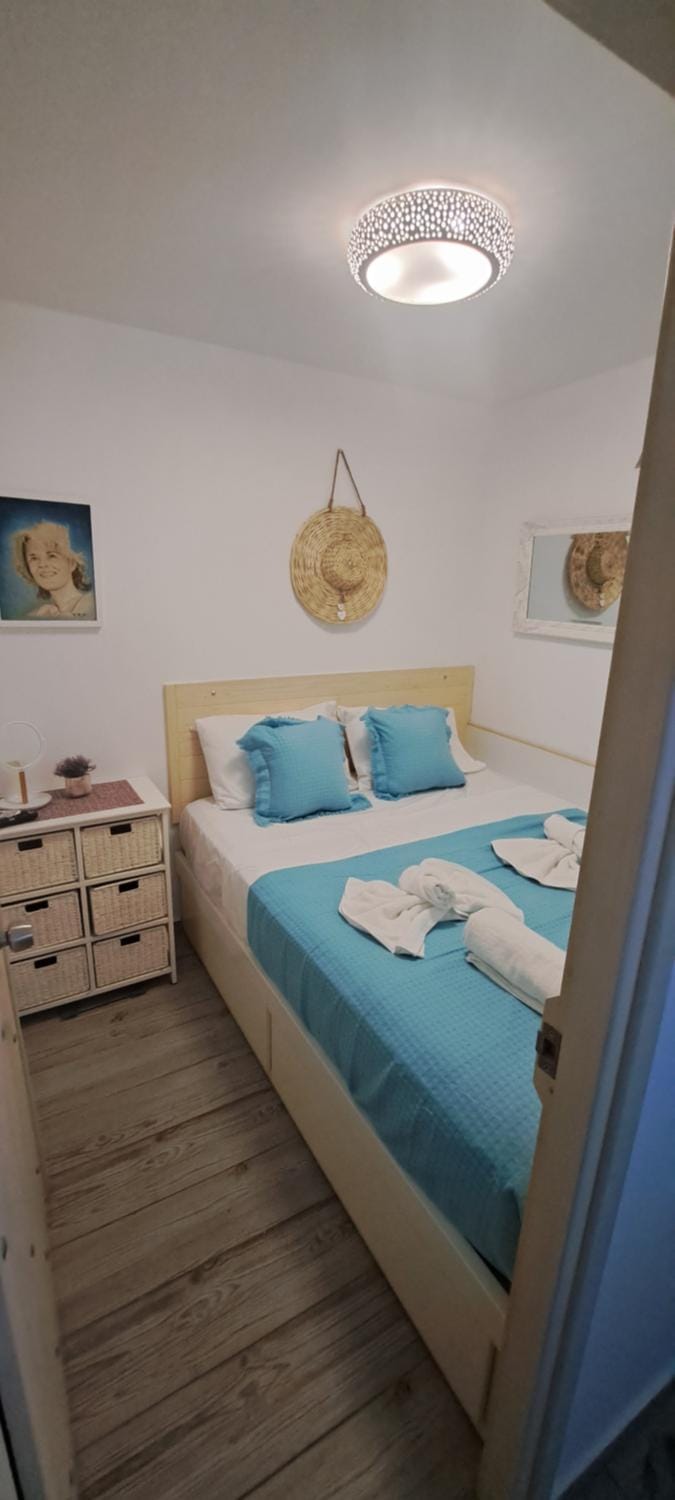 Final step Apartment in Skiathos