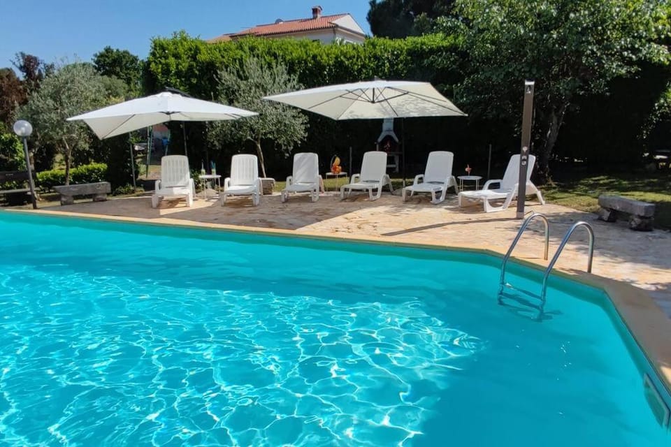 Balcony/Terrace, Swimming pool
