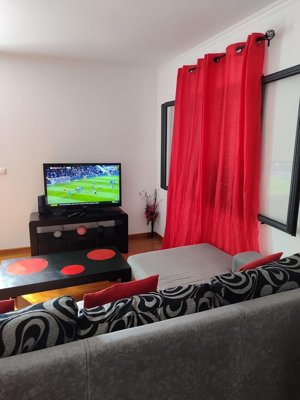 Communal lounge/ TV room