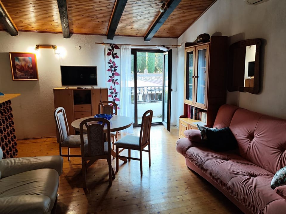 Romantic Studio for two with a pool Apartment in Rovinj