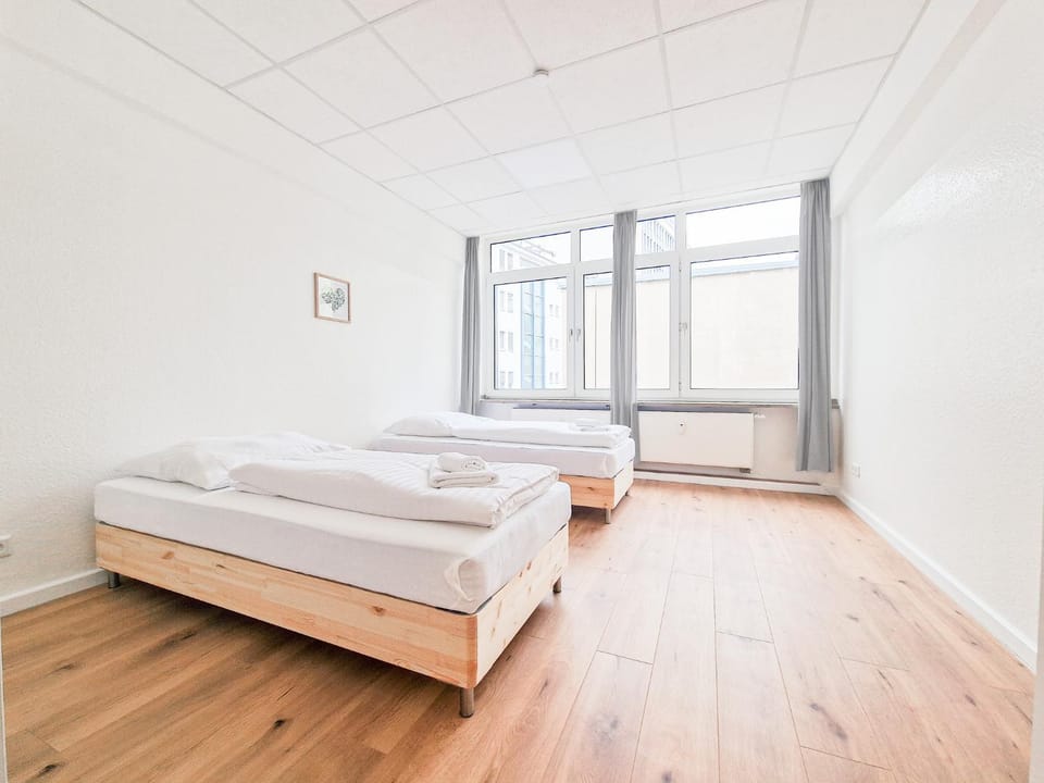 Bed, Photo of the whole room, Bedroom, heating
