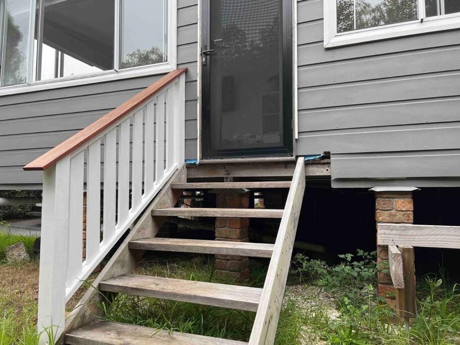 Convenient 3/bedroom Guest House in Adamstown House in New South Wales