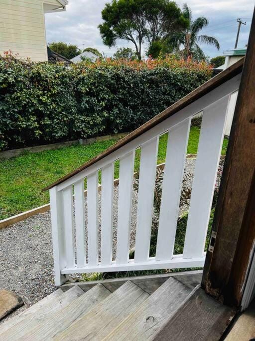 Convenient 3/bedroom Guest House in Adamstown House in New South Wales