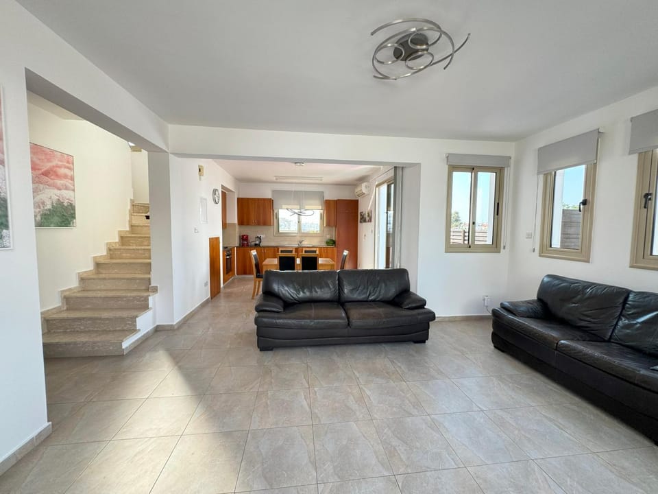 Villa TaMalDi side sea view - new renovated! Villa in Paralimni