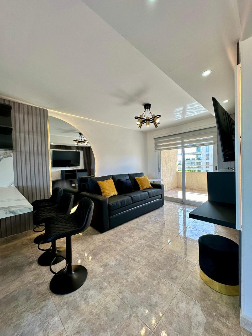 Communal lounge/ TV room, TV and multimedia, Living room, Seating area