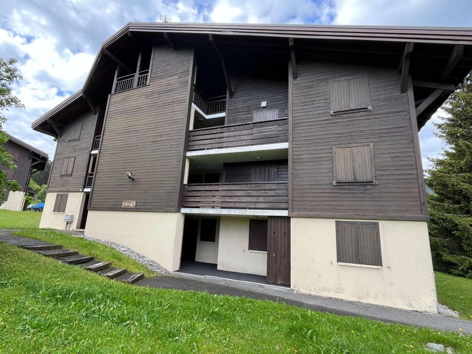 Charmant studio avec balcon exposé sud, casier à skis et parking, proche des pistes à Demi-Quartier - FR-1-597-175 Apartment in Combloux