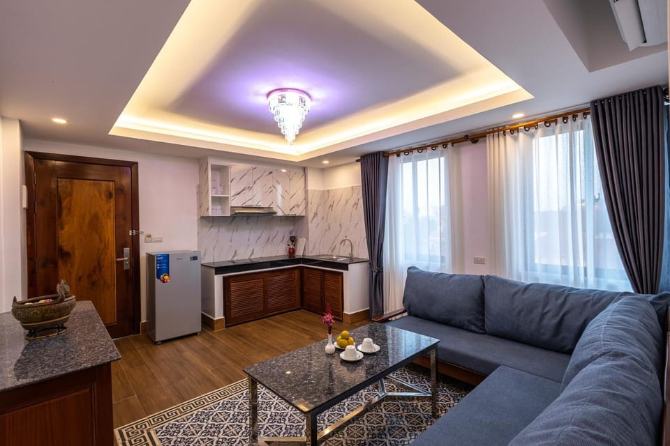 Living room, Breakfast