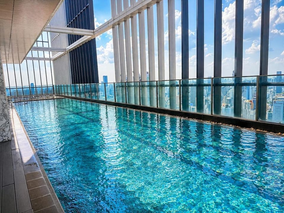 Pool view, Swimming pool