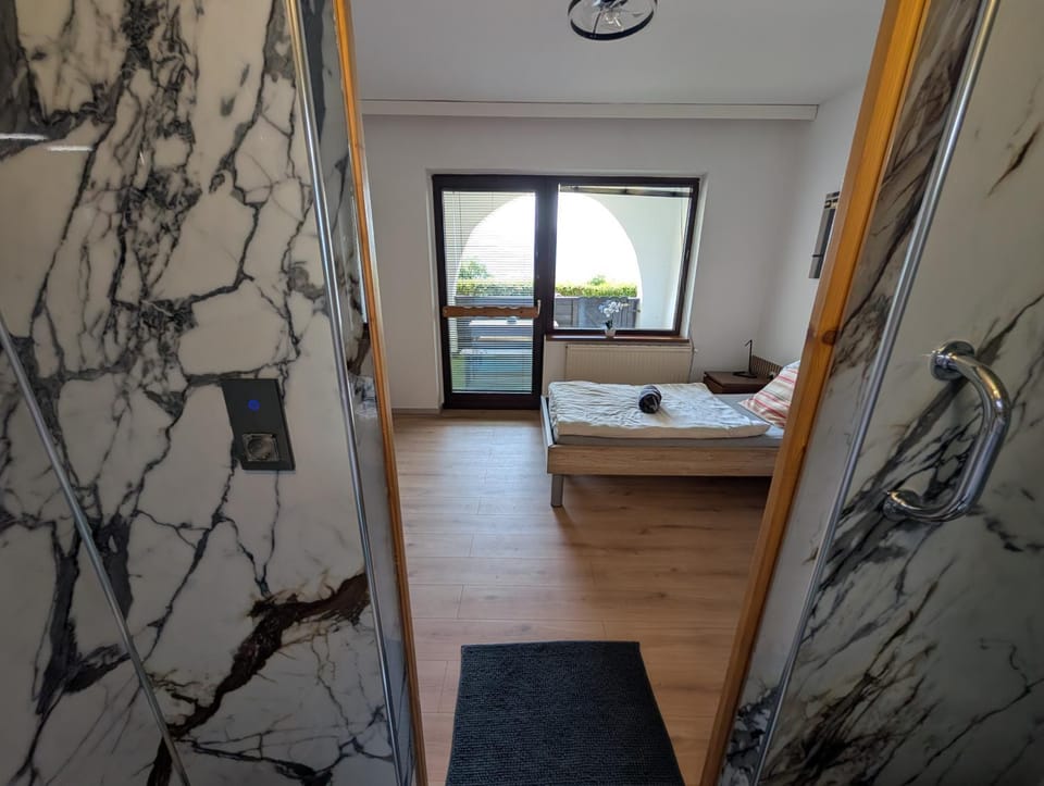 Bathroom, Photo of the whole room