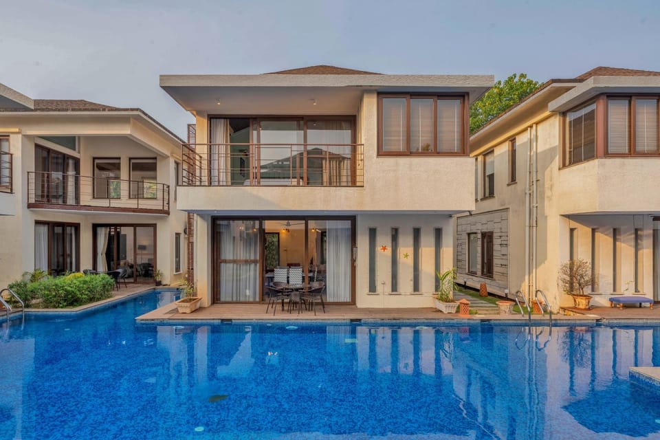 Patio, Swimming pool