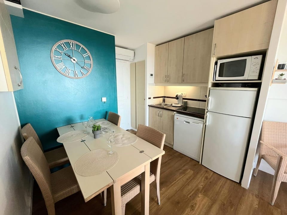 Cap Esterel, Duplex ,Vue Mer Climatisé Apartment in Saint-Raphael