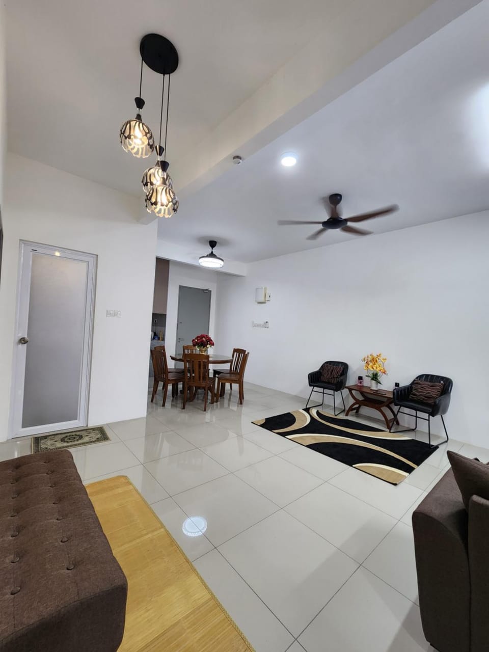 Living room, Dining area