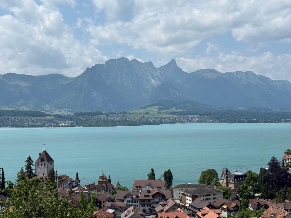 Nearby landmark, Day, Natural landscape, Lake view, Mountain view