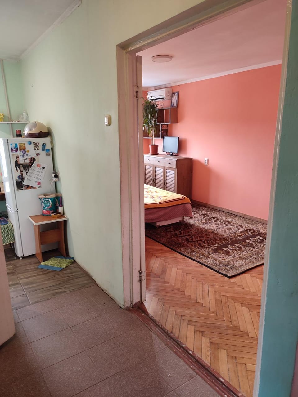 Bed, Kitchen or kitchenette, Photo of the whole room, Bedroom