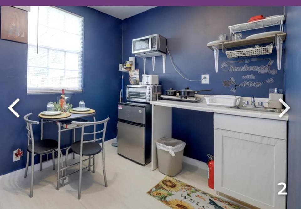 C&M Lodging Cozy Tiny Villa with Kitchenette Peaceful Getaway Vacation rental in North Lauderdale