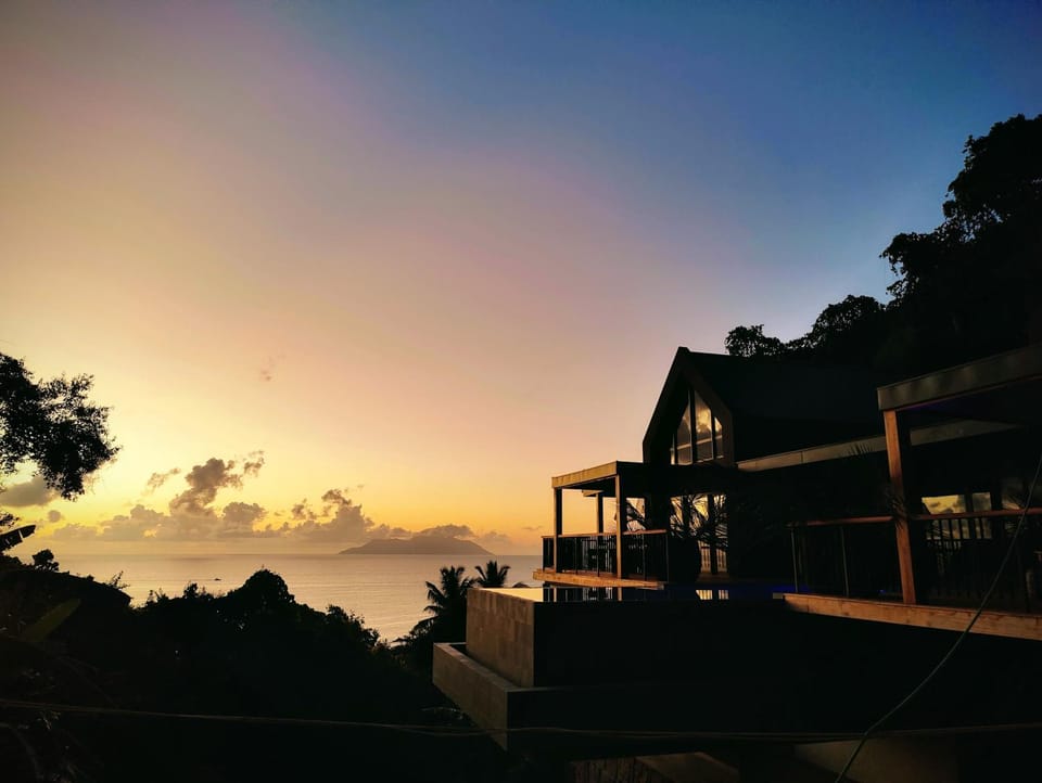Property building, Sea view, Swimming pool, Sunset