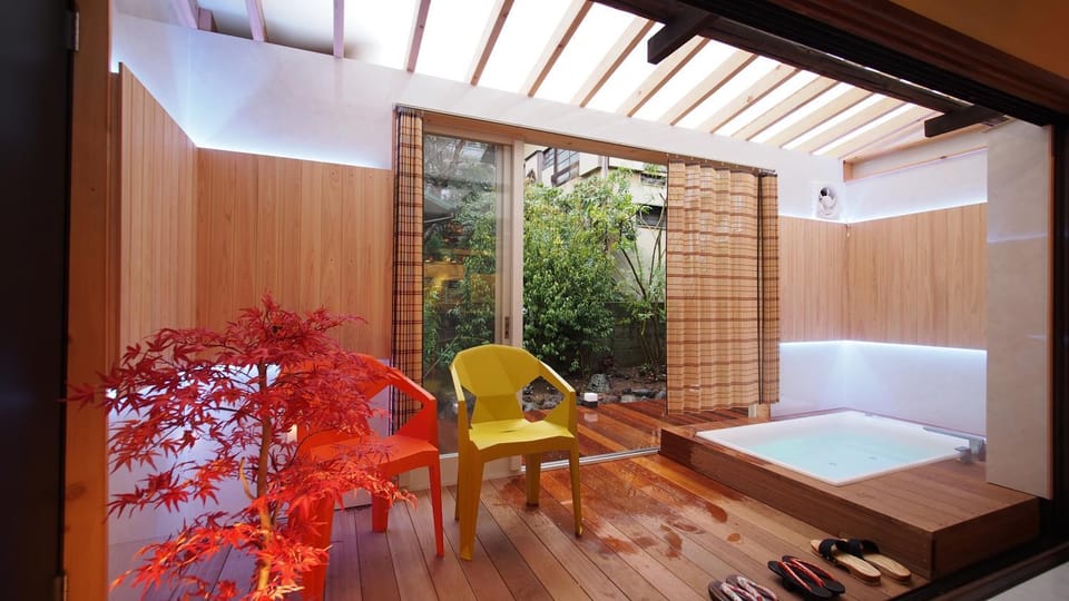 Open-air bath/11 mins walk from Hakone Yumoto Sta. House in Hakone