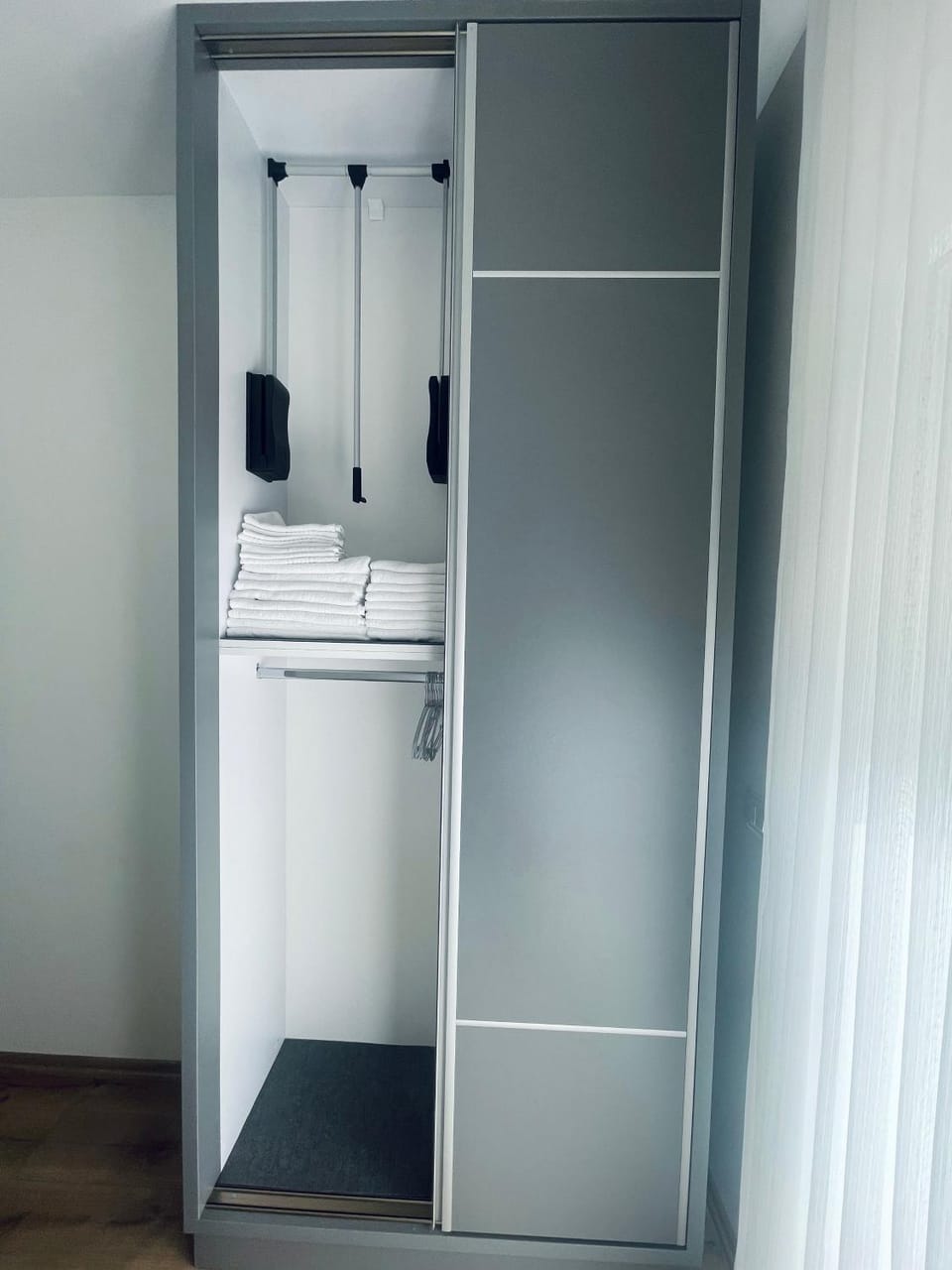 storage, wardrobe