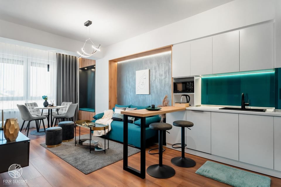 TV and multimedia, Kitchen or kitchenette, Living room, Seating area, Dining area, minibar