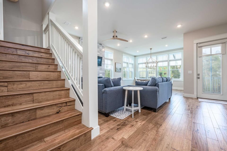 Mai Tide House in Inlet Beach