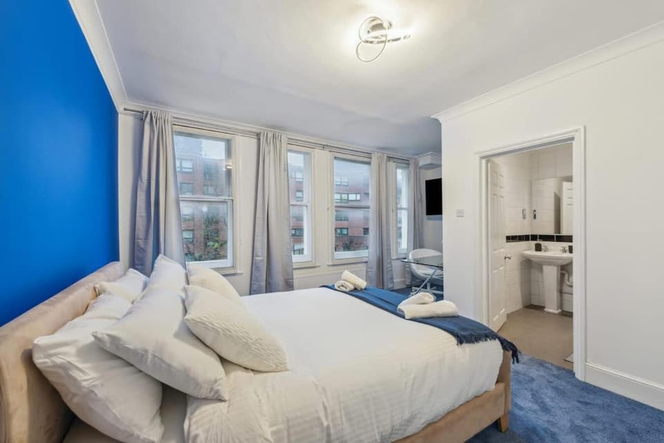 Chelsea Superior Apartment - 10 Minutes from Stadium House in London