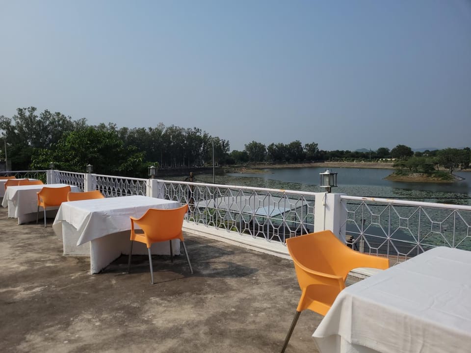 Natural landscape, View (from property/room), Balcony/Terrace, Lake view