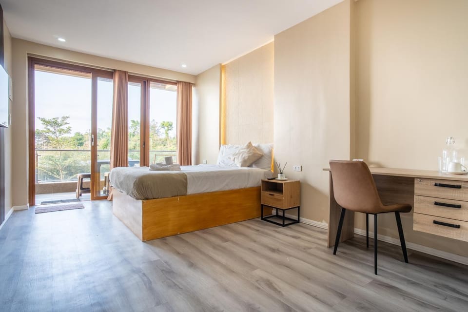 Bed, Living room, Photo of the whole room, Bedroom