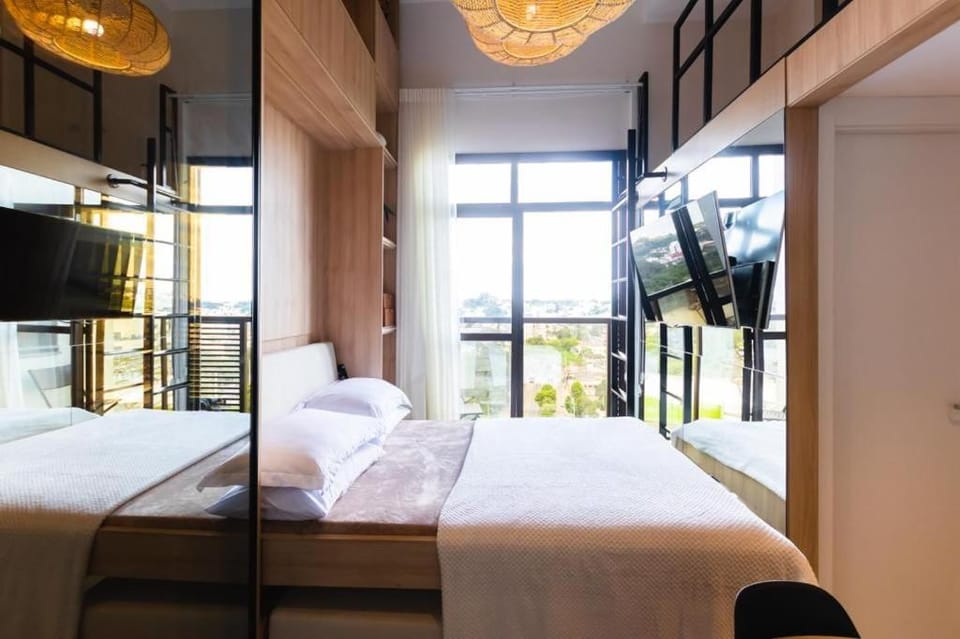 Photo of the whole room, Bedroom, Landmark view