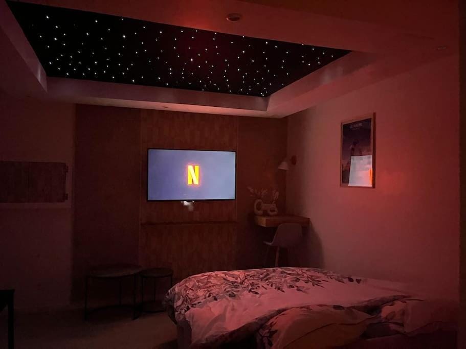 Bed, TV and multimedia