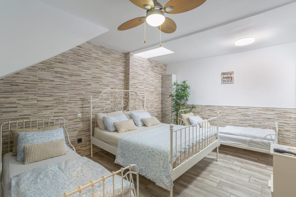 Living room, Bedroom