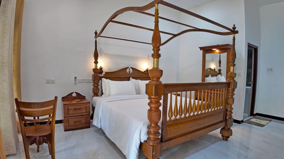 Bedroom, room service
