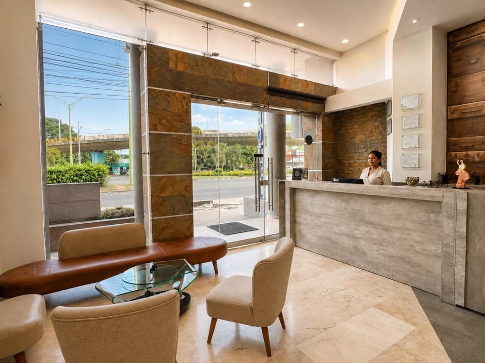 Hausen Hotel - Suites Hotel in Montería