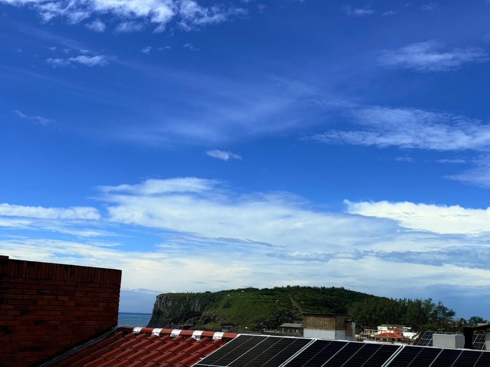 Ótimo apto 50m da areia churrasq 2Q 2 banheiros 301 Apartment in State of Santa Catarina