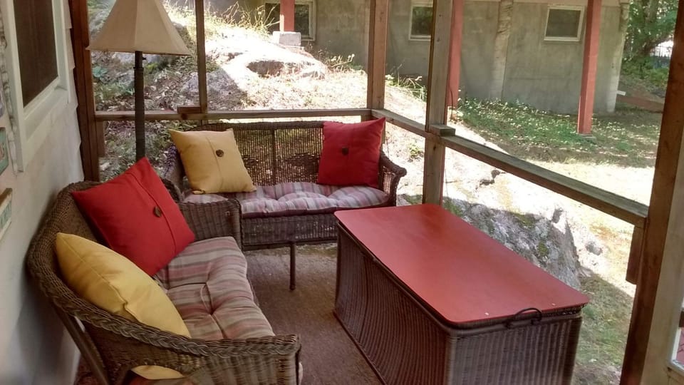 Seating area, Lake view