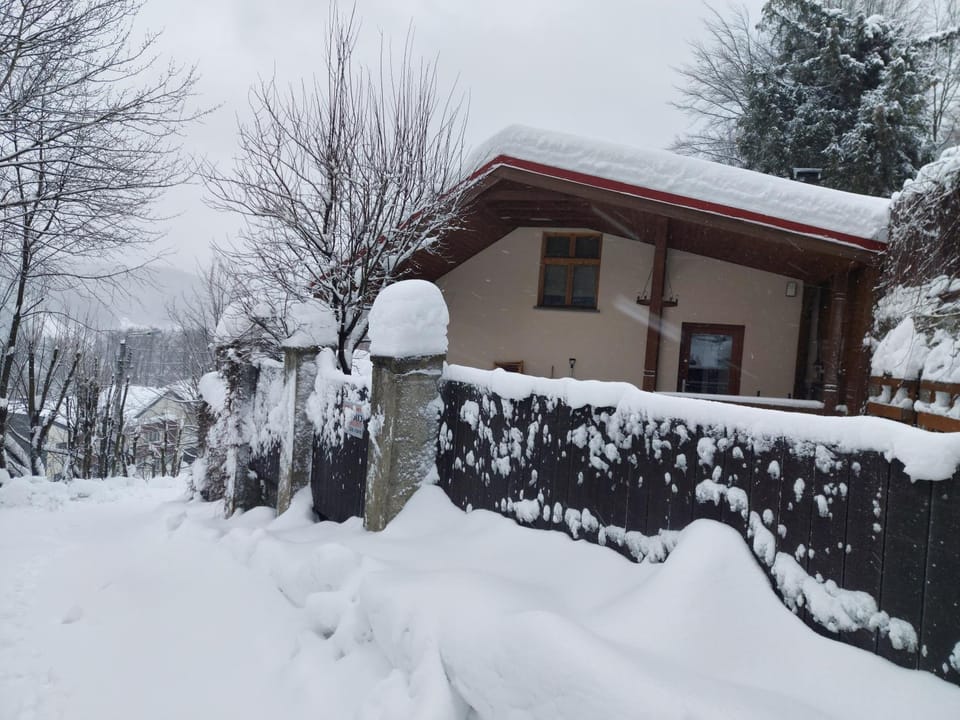 Property building, Winter