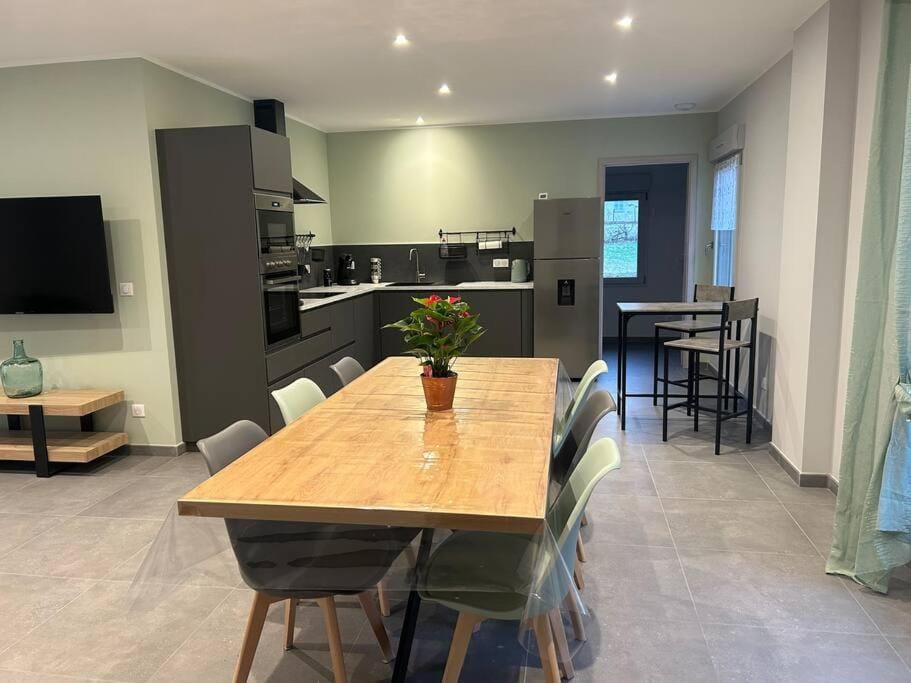 Gite La Cuisance House in Jura